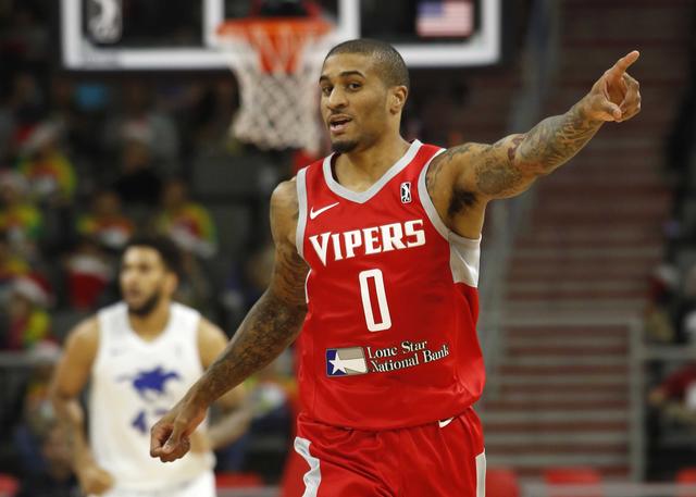 作为首发 作为首发