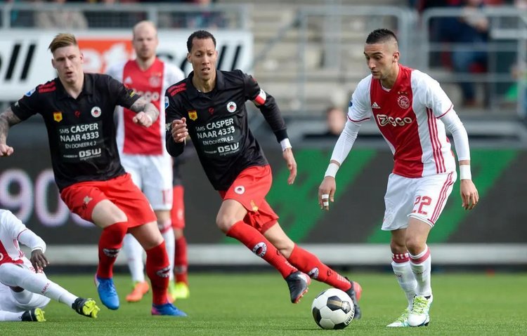 特别是侧翼 特别是侧翼