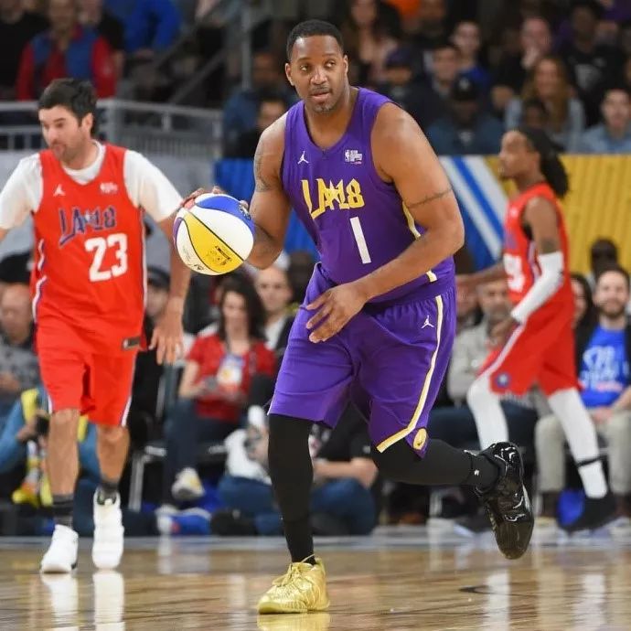 自带讨论度 自带讨论度